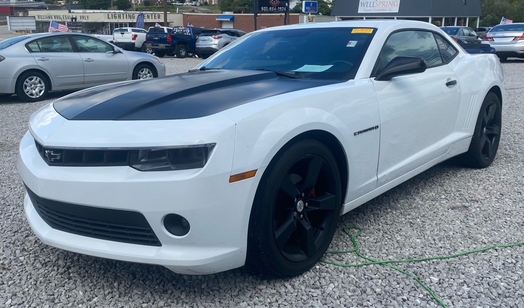 2015 Chevrolet Camaro Image 2