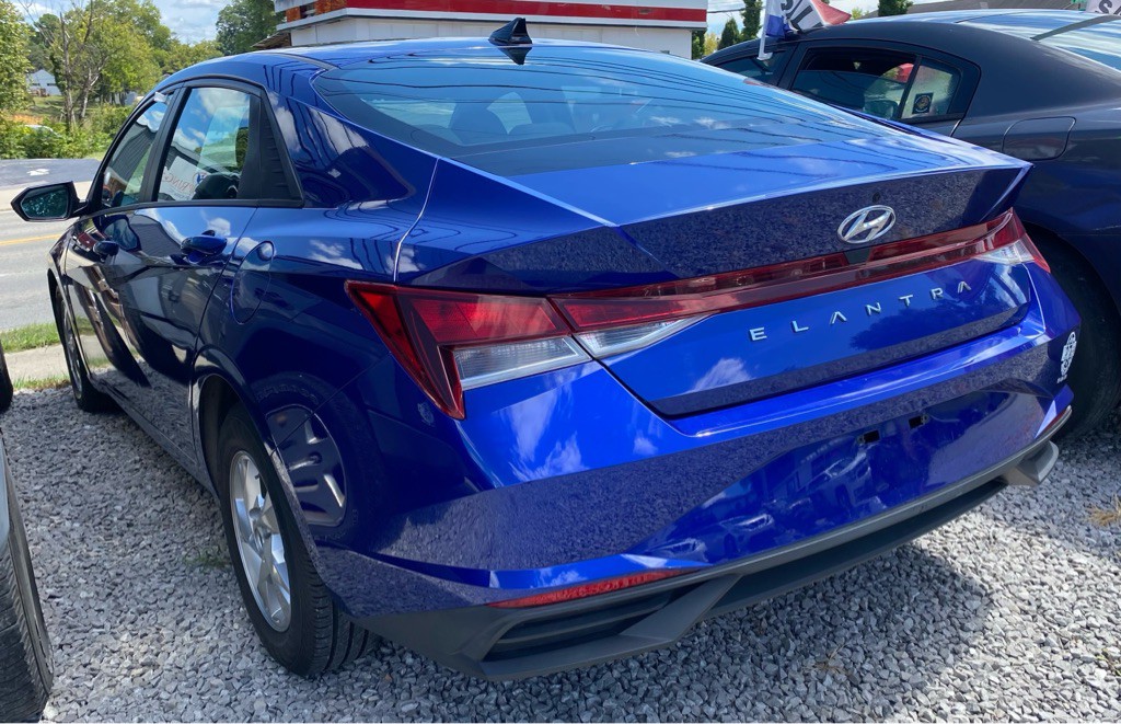 2021 Hyundai Elantra Image 5