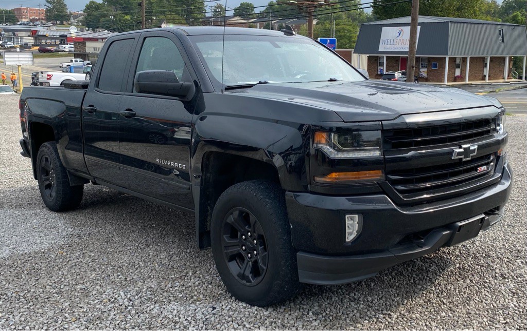 2018 Chevrolet Silverado 1500 Image 2
