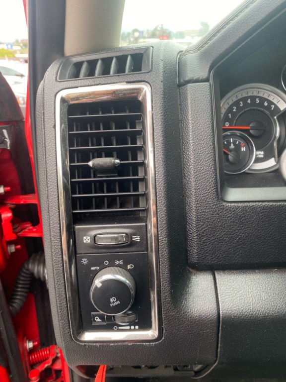 2017 RAM 1500 Image 8