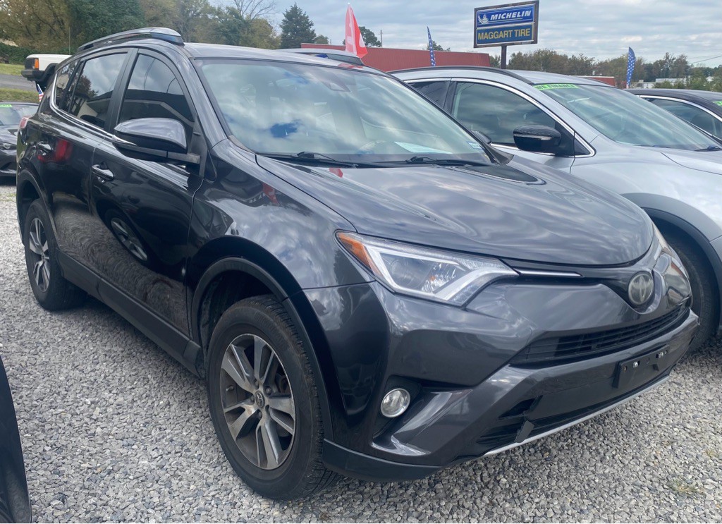 2018 Toyota Rav4 Image 3