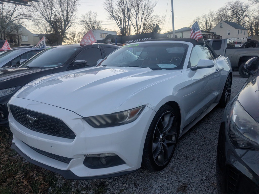2016 Ford Mustang Image 1
