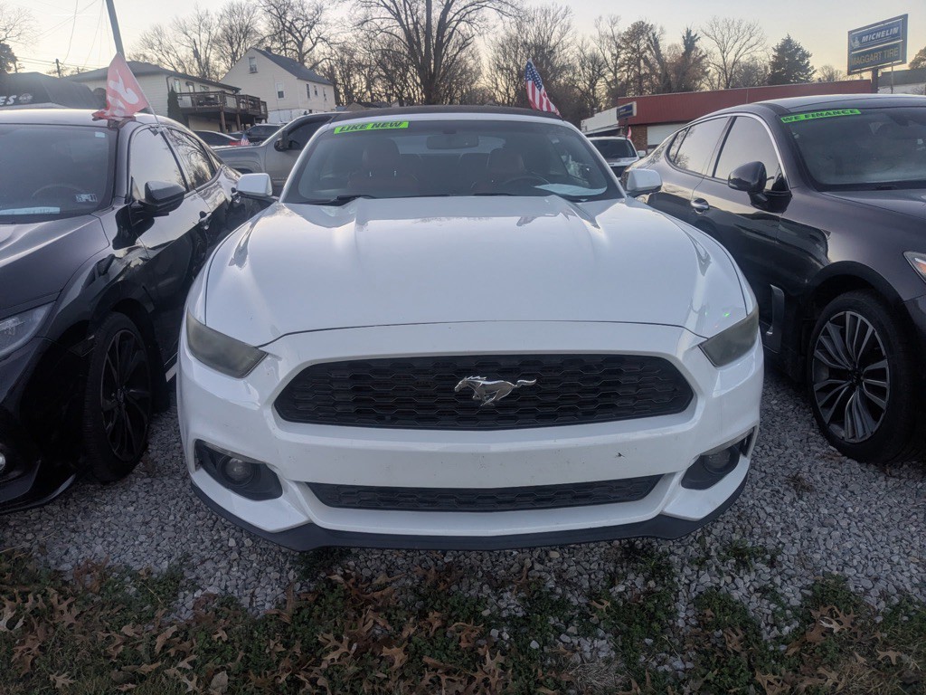 2016 Ford Mustang Image 2