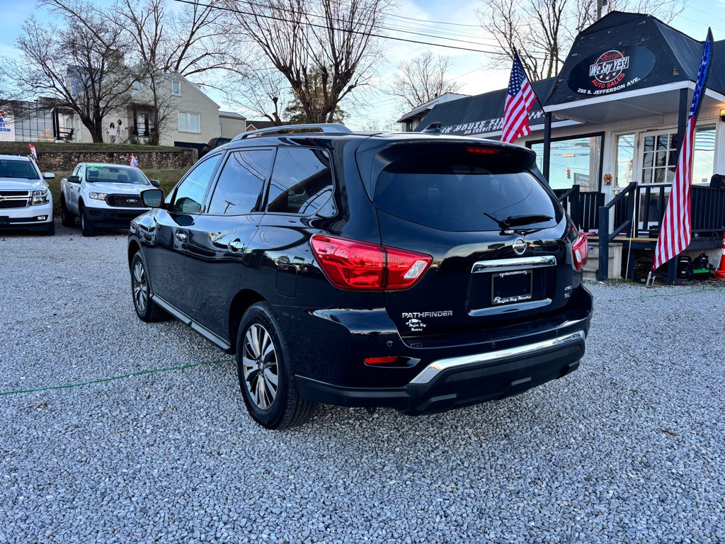 2020 Nissan Pathfinder Image 4