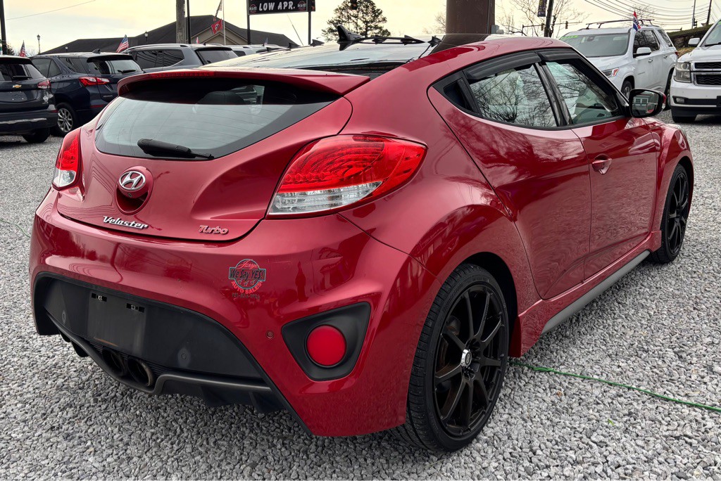 2015 Hyundai Veloster Image 5