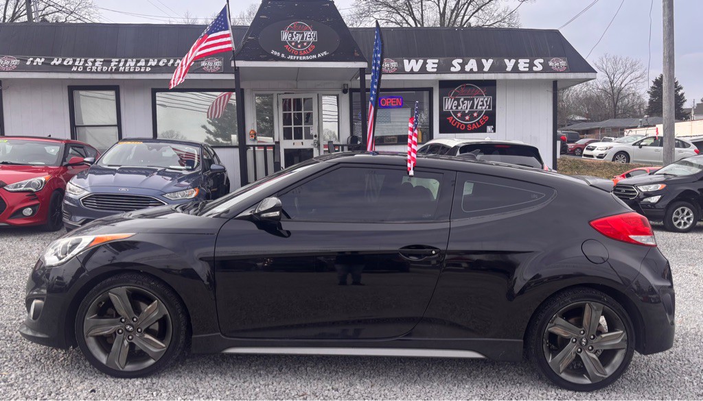 2015 Hyundai Veloster Image 3