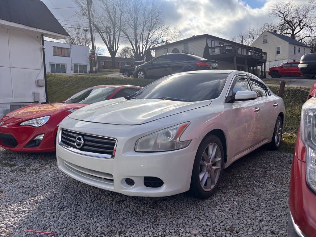 2014 Nissan Maxima Image 1