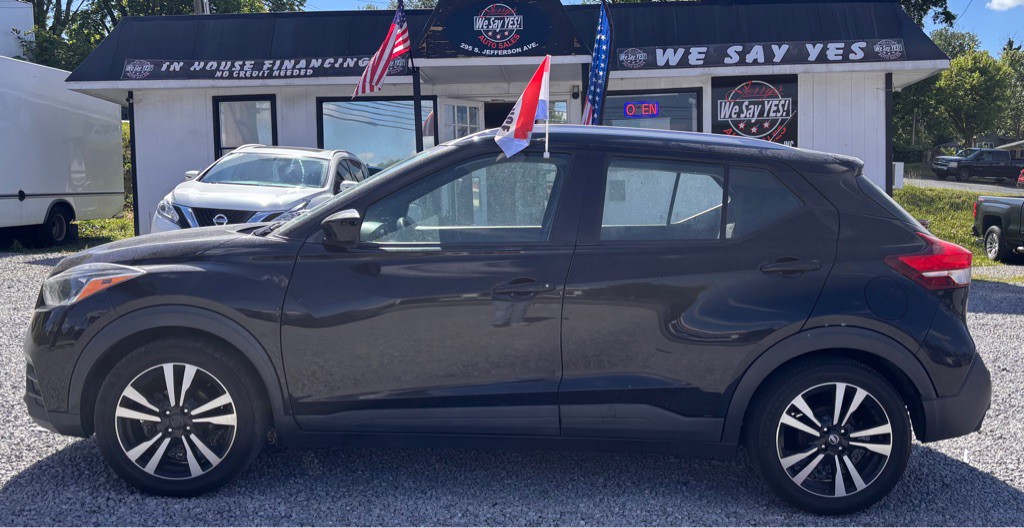 2020 Nissan Kicks Image 2