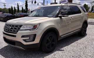 Image for 2017 Ford Explorer XLT ID: 7465652
