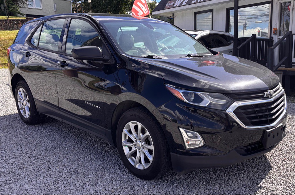 2019 Chevrolet Equinox Image 2