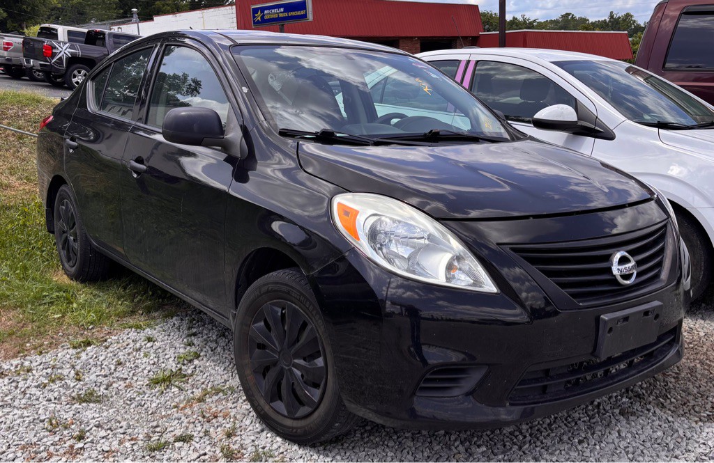 2014 Nissan Versa 1.6 S+