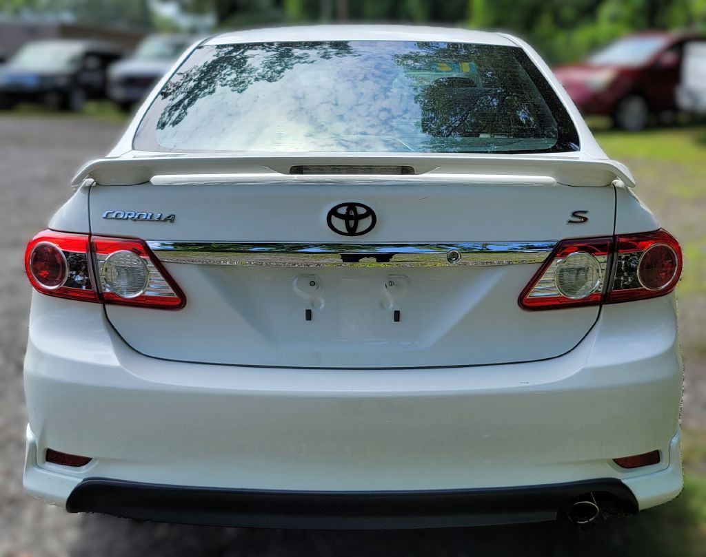 2012 Toyota Corolla Image 6