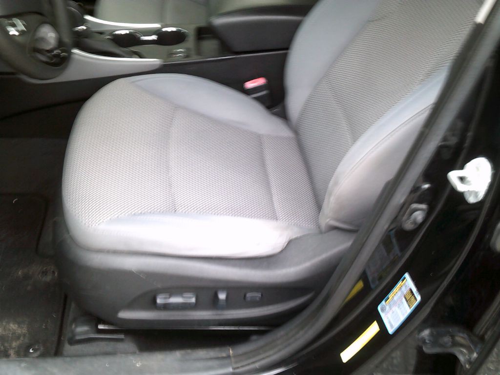 2013 Hyundai Sonata Image 2