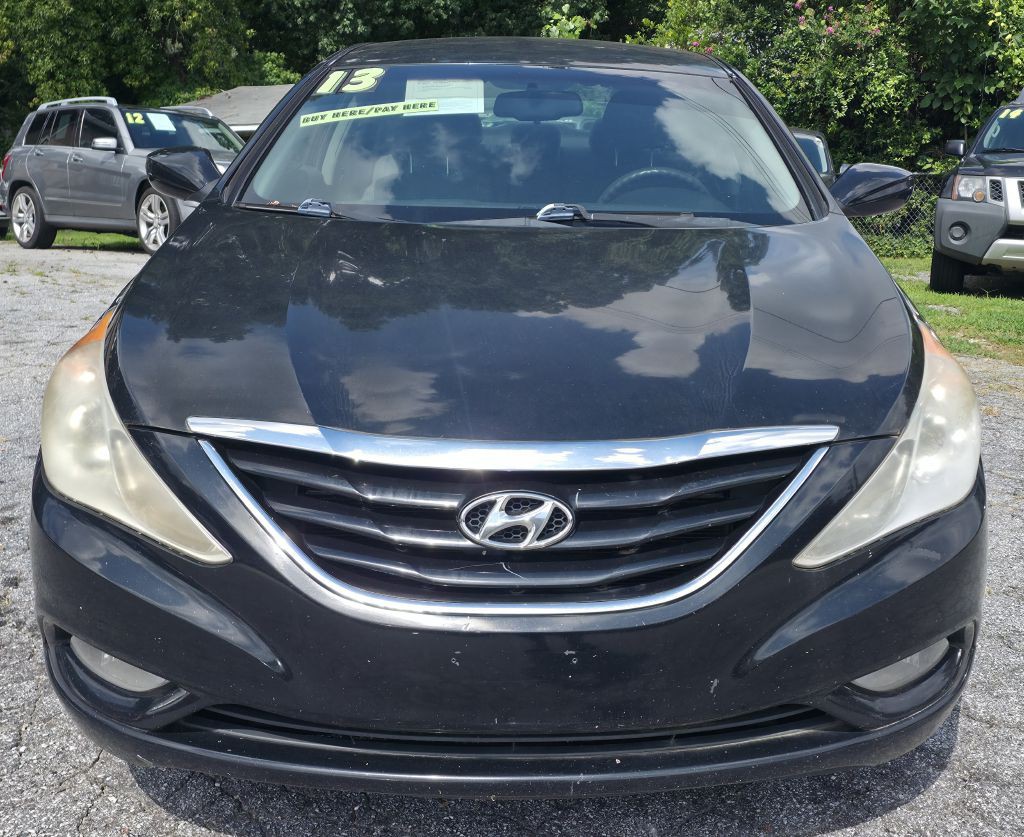 2013 Hyundai Sonata Image 2
