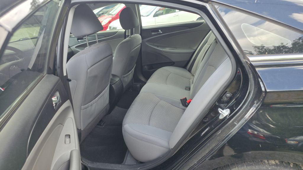 2013 Hyundai Sonata Image 11