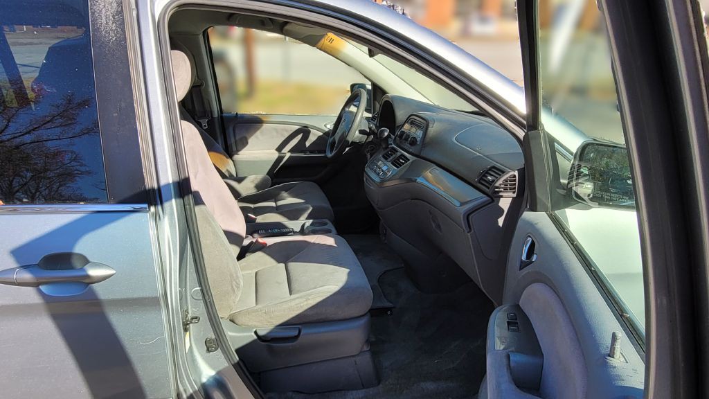 2006 Honda Odyssey Image 12