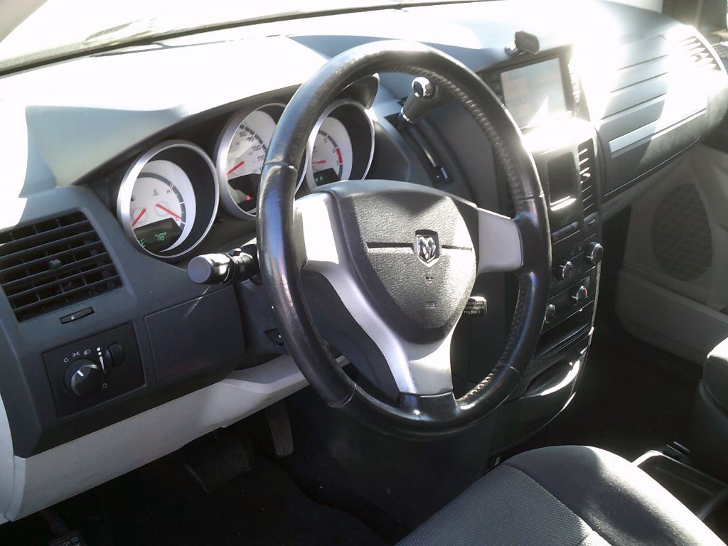 2008 Dodge Grand Caravan Image 8