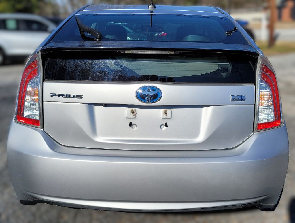 2013 Toyota Prius Image 6