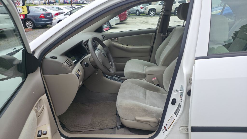 2007 Toyota Corolla Image 12