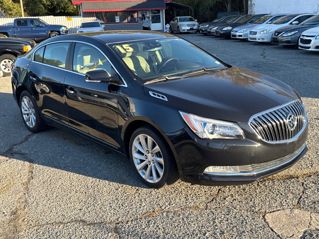 2015 Buick Lacrosse Image 1