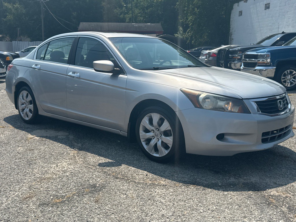 2010 Honda Accord Image 2