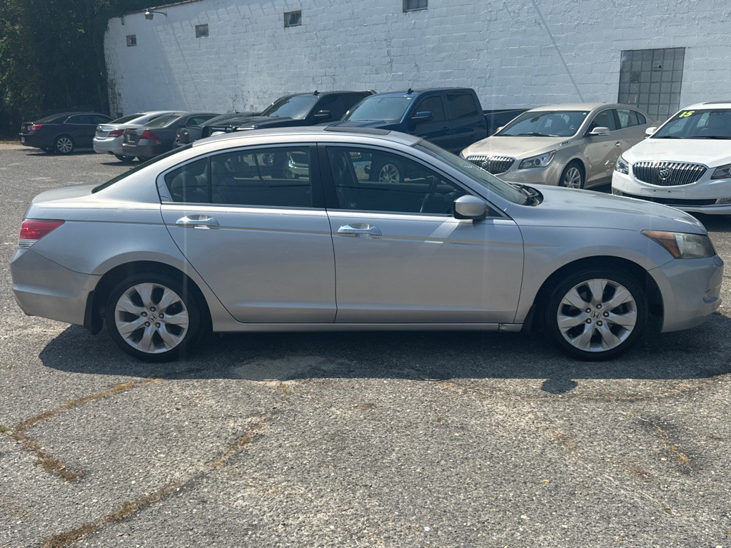 2010 Honda Accord Image 3