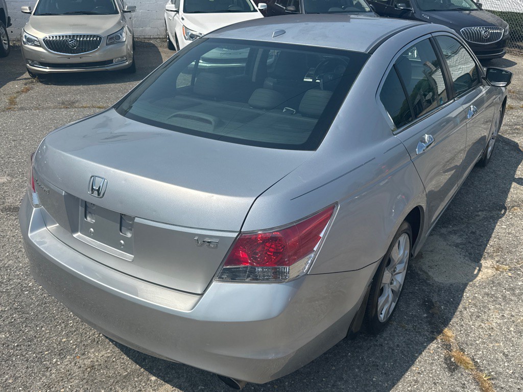 2010 Honda Accord Image 5