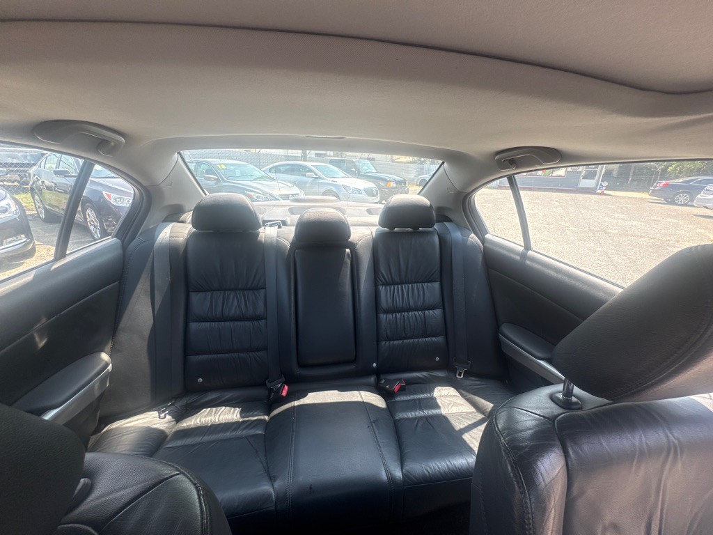 2010 Honda Accord Image 14