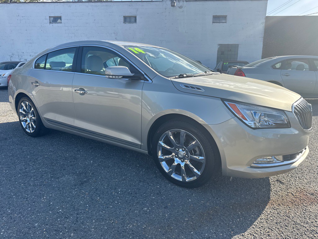 2014 Buick Lacrosse Image 2