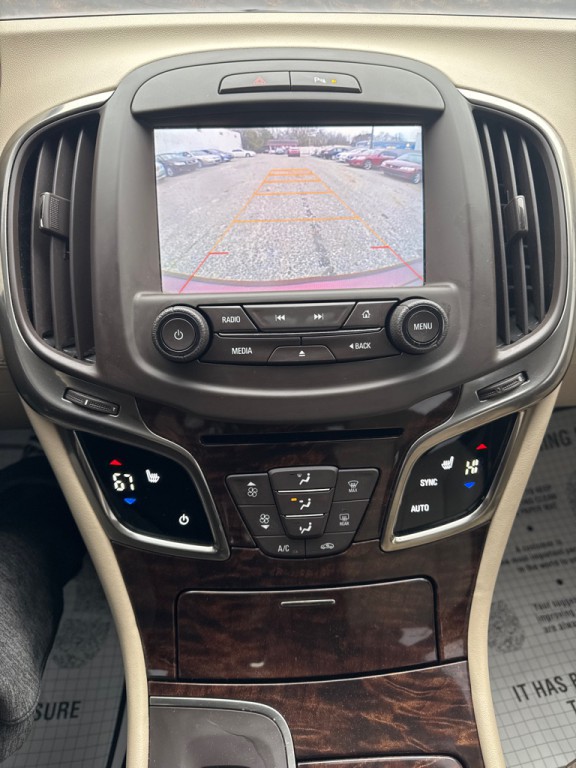 2015 Buick Lacrosse Image 19