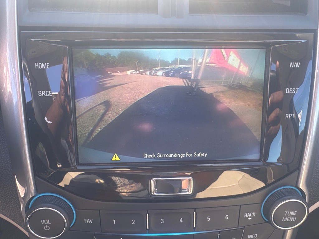 2014 Chevrolet Malibu Image 19