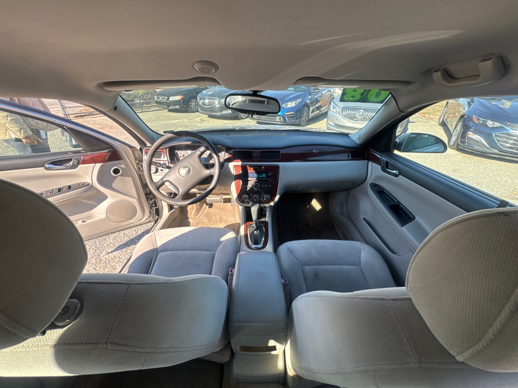 2008 Chevrolet Impala Image 14