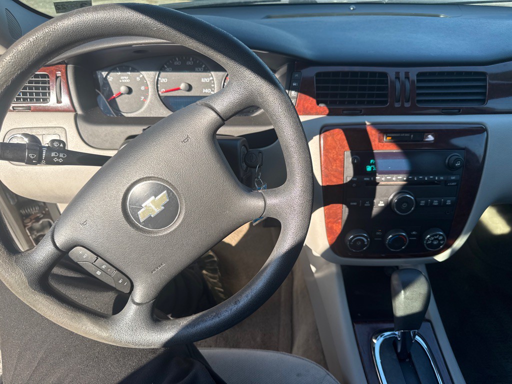 2008 Chevrolet Impala Image 15