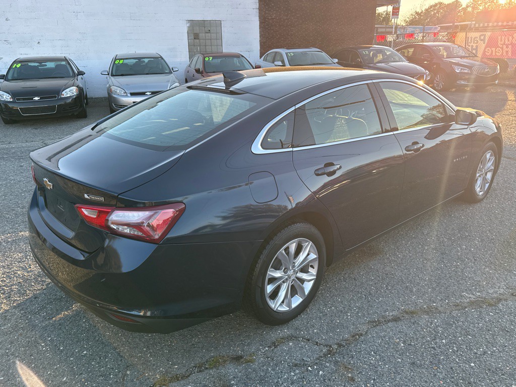 2019 Chevrolet Malibu Image 4