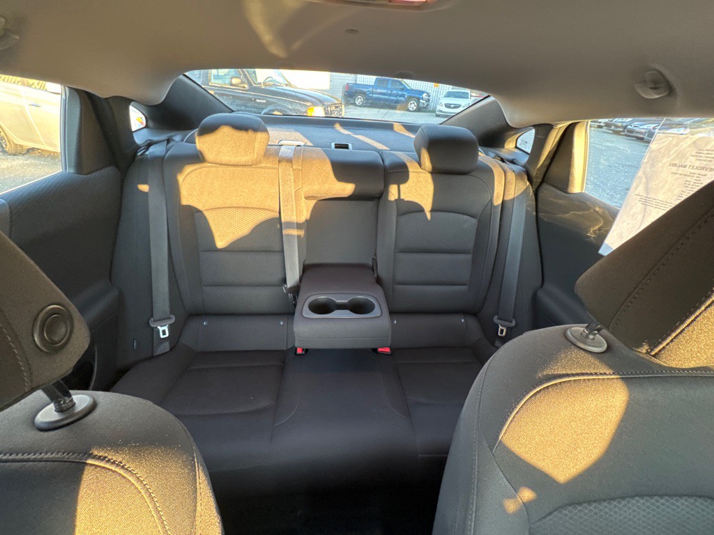 2019 Chevrolet Malibu Image 14