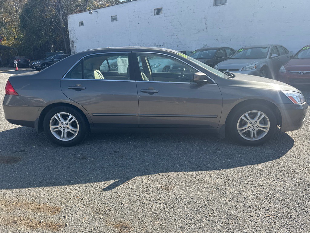 2006 Honda Accord Image 2