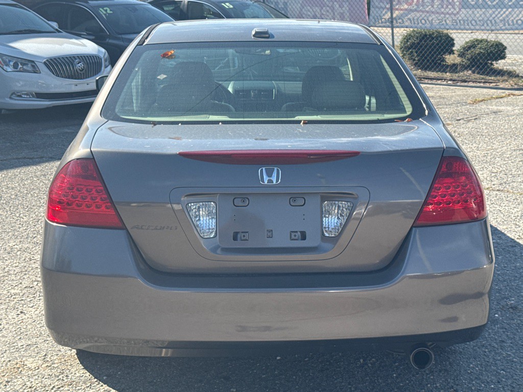 2006 Honda Accord Image 4