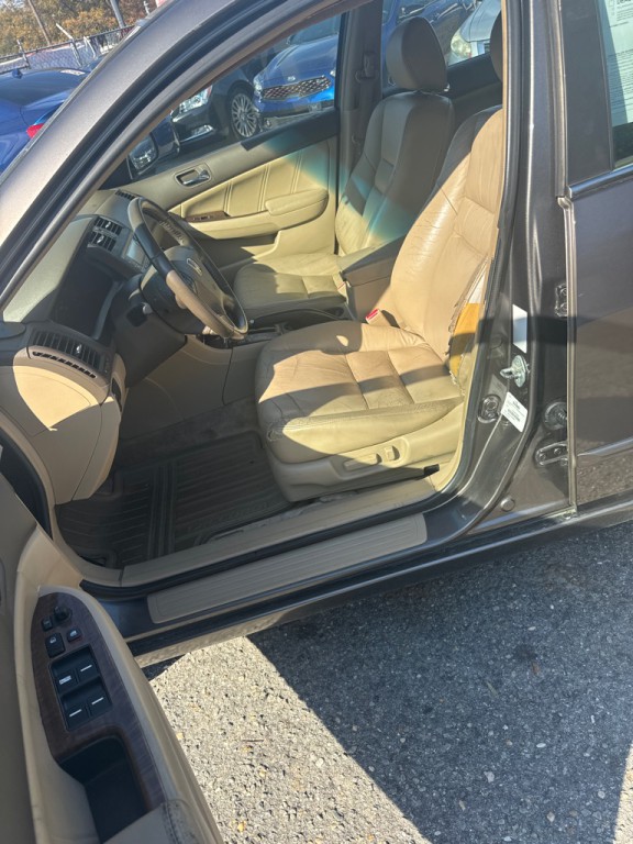 2006 Honda Accord Image 9