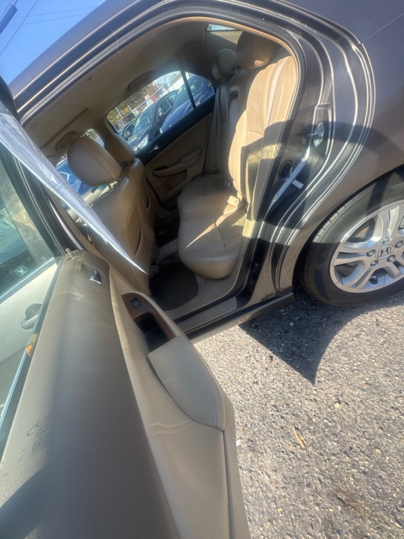 2006 Honda Accord Image 10