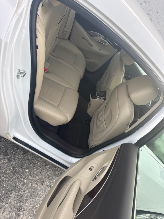2016 Buick Lacrosse Image 13