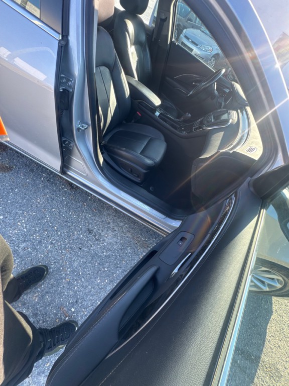 2015 Buick Lacrosse Image 14