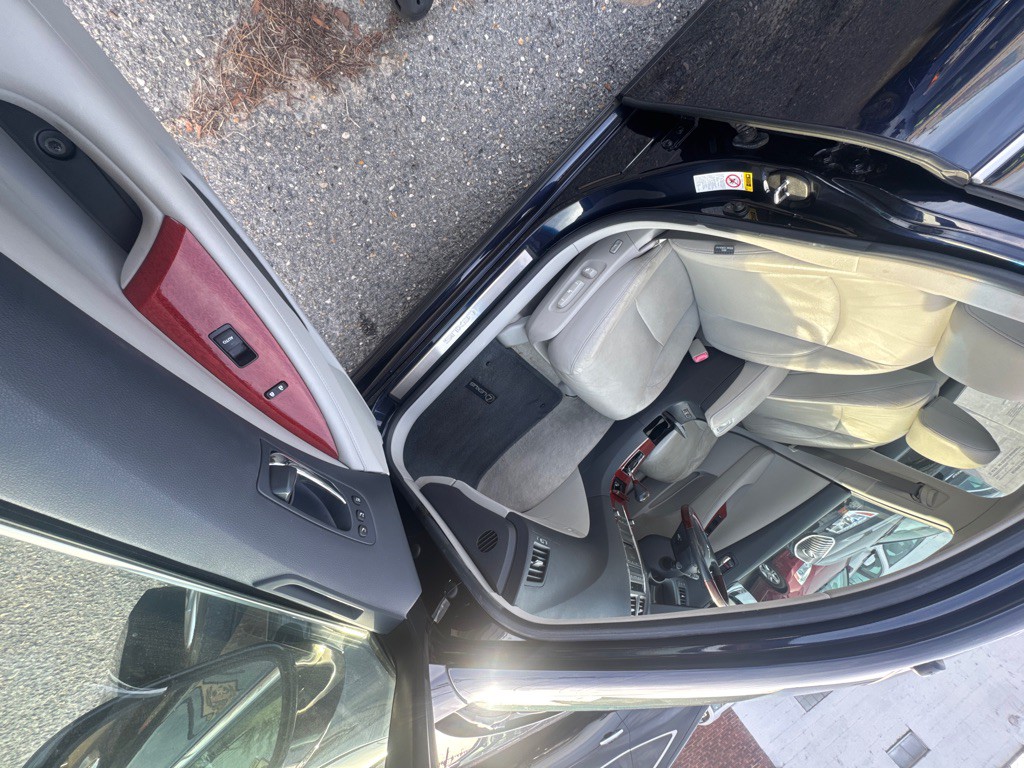 2009 Lexus ES Image 13