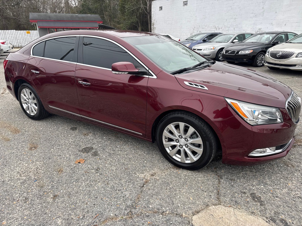2015 Buick Lacrosse Image 2