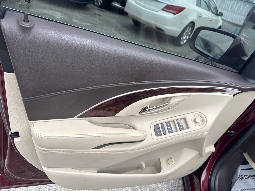2015 Buick Lacrosse Image 11