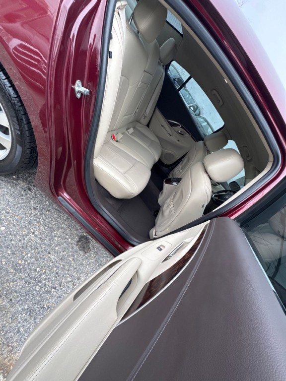 2015 Buick Lacrosse Image 16