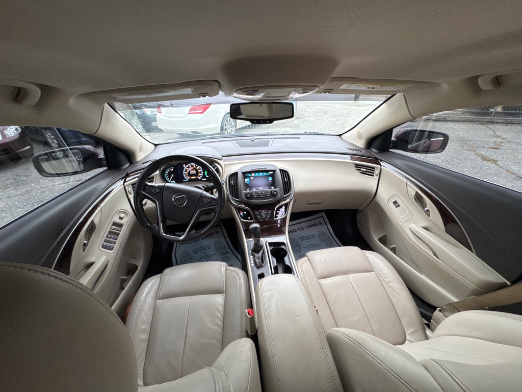 2015 Buick Lacrosse Image 17
