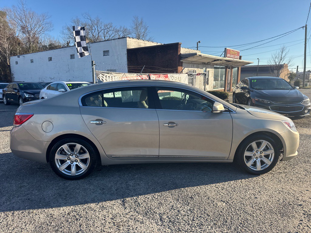 2012 Buick Lacrosse Image 2