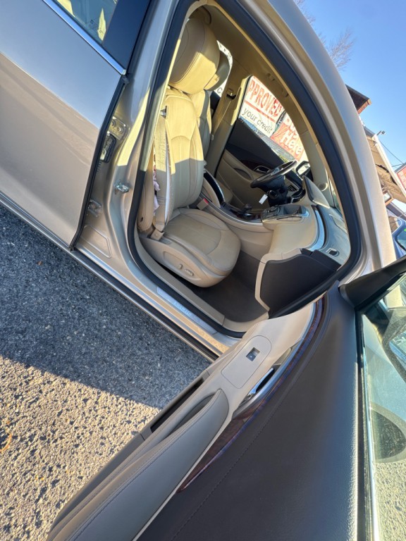 2012 Buick Lacrosse Image 14