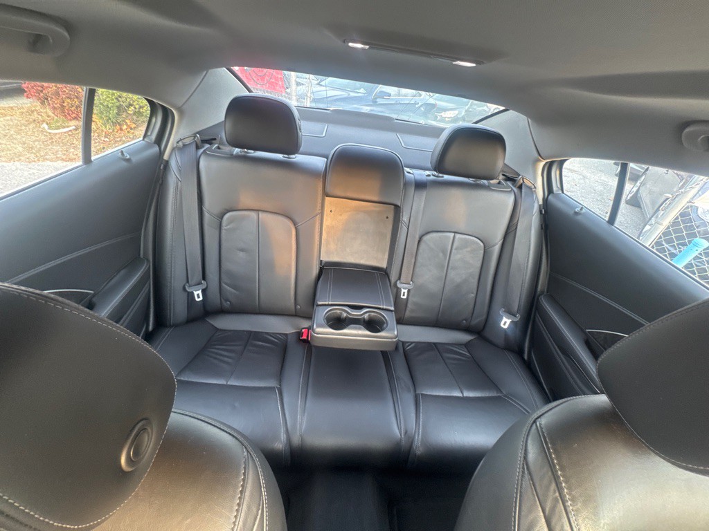 2016 Buick Lacrosse Image 11