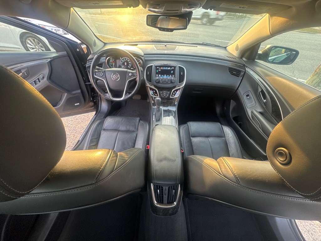 2016 Buick Lacrosse Image 13